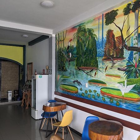 Amazon Dream Hostel With Ac And Starlink Iquitos Buitenkant foto