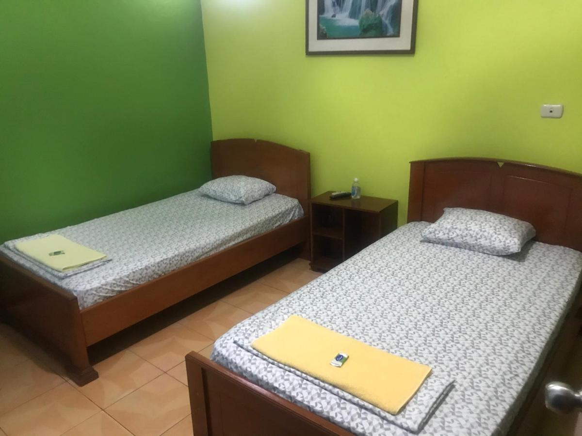 Amazon Dream Hostel With Ac And Starlink Iquitos Buitenkant foto