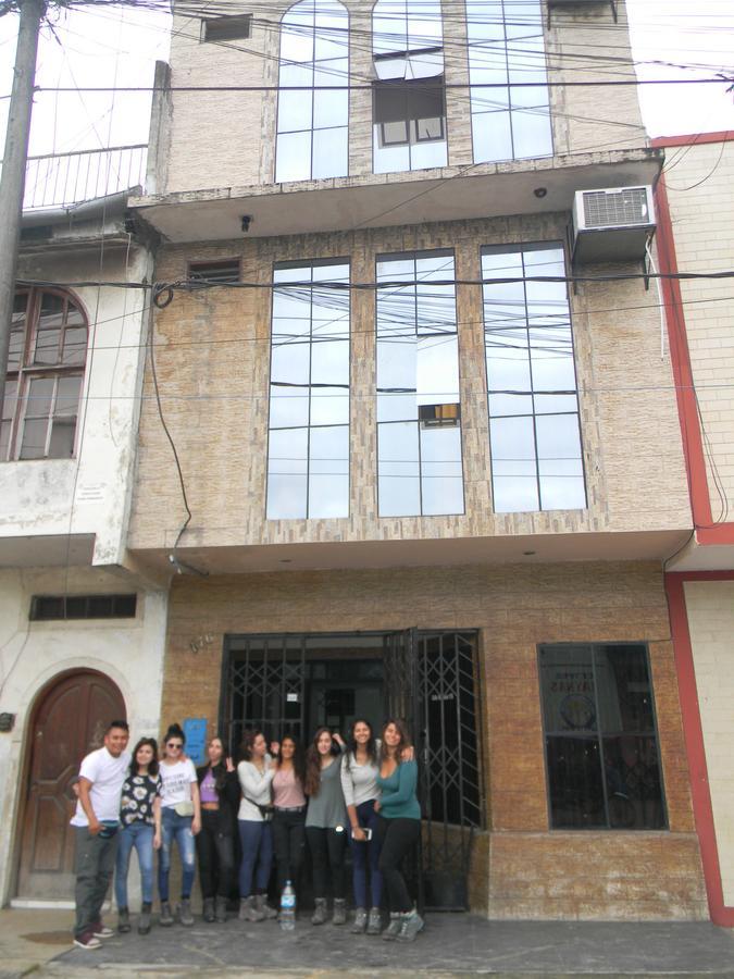 Amazon Dream Hostel With Ac And Starlink Iquitos Buitenkant foto