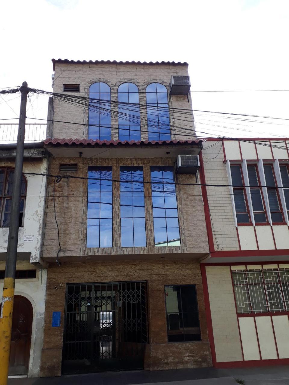 Amazon Dream Hostel With Ac And Starlink Iquitos Buitenkant foto